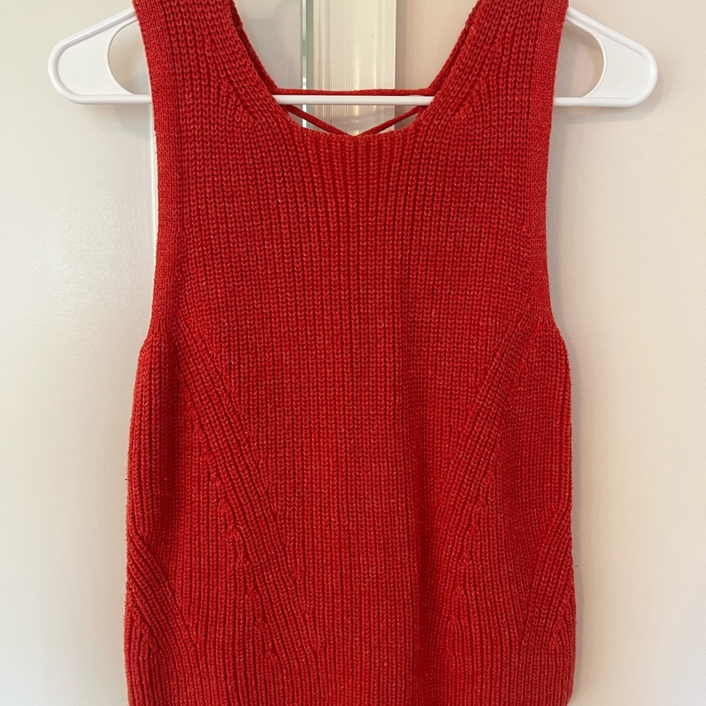 Red Knit Sleeveless Top